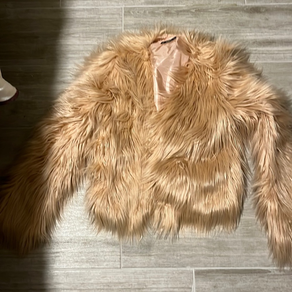 COPY - Shein faux fur pink jacket small